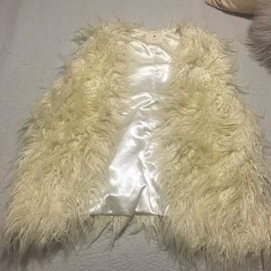 Fur vest